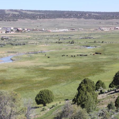 Sevier River Ranch & Cattle Company Хатч Экстерьер фото